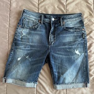 147 Silver Jeans Men's "Allan" Classic Fit Shorts